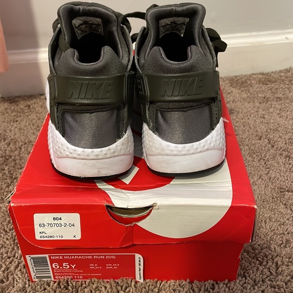 Nike Huarache - Picture 4 of 5